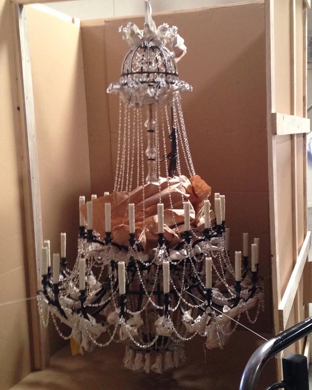 Chandelier protected inside a custom Beverly Packing crate
